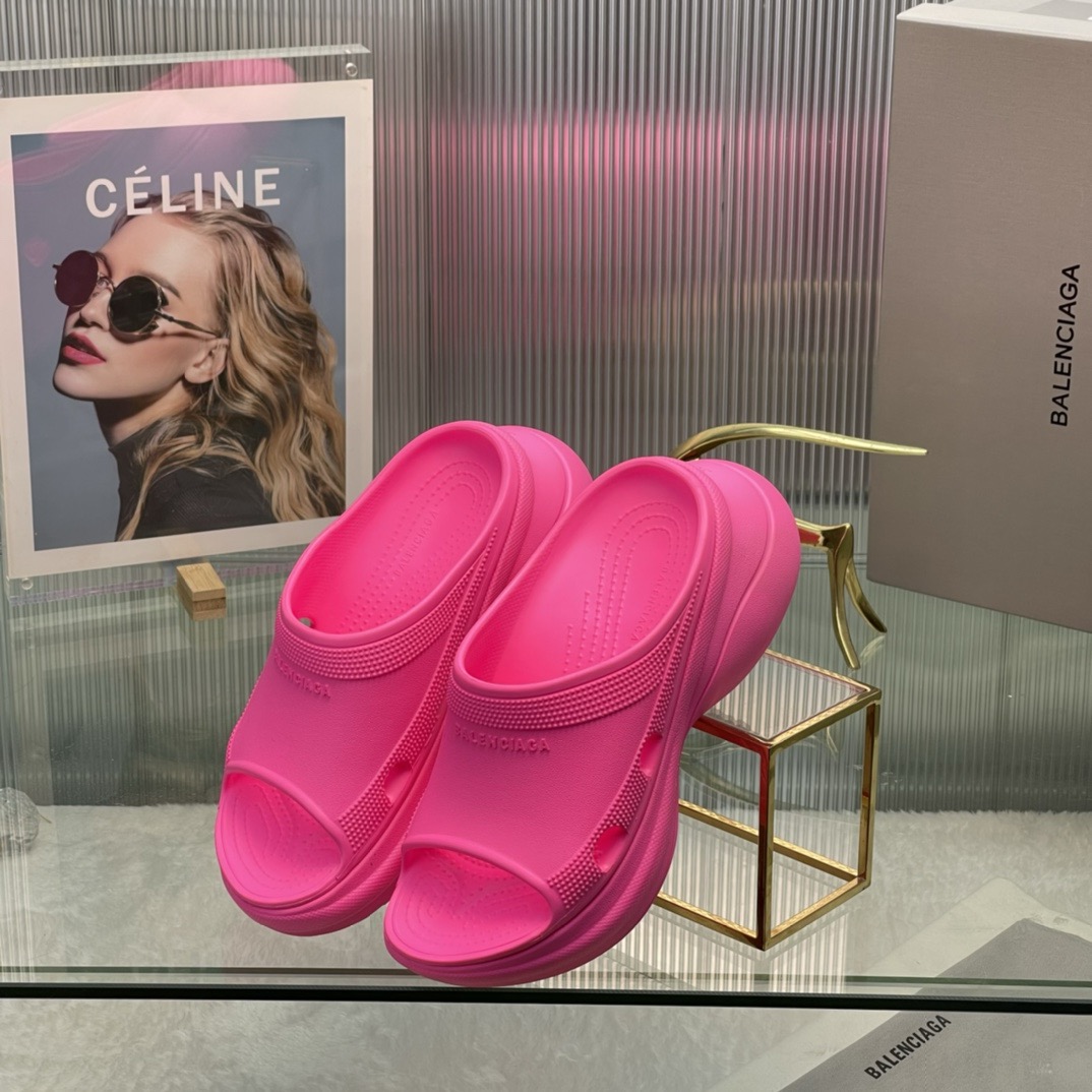 발렌시아가x크록스슬리퍼