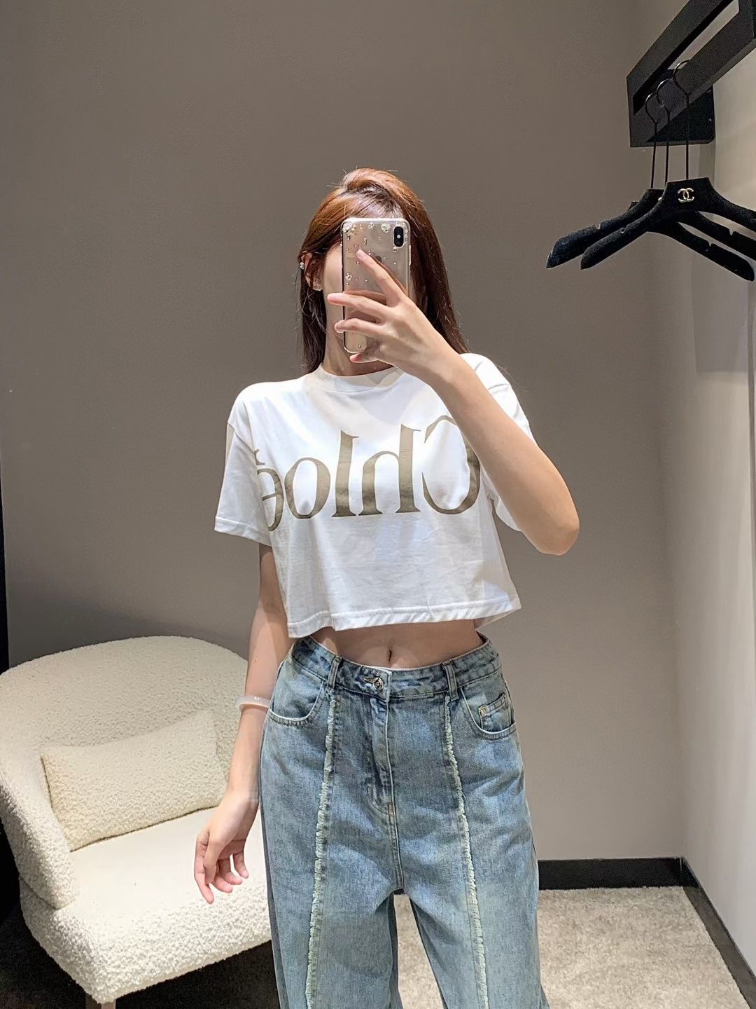 끌로에 크롭 반팔 티셔츠