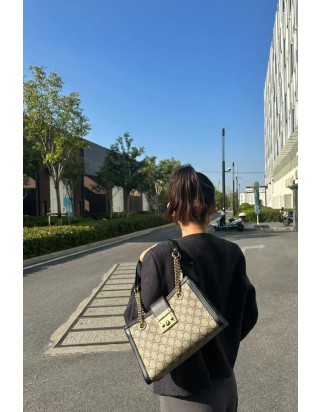 구찌 GG패드락 숄드백 스몰