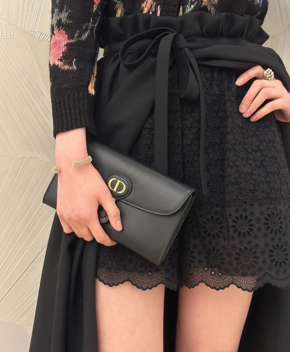 디올 바비 East West 체인 파우치