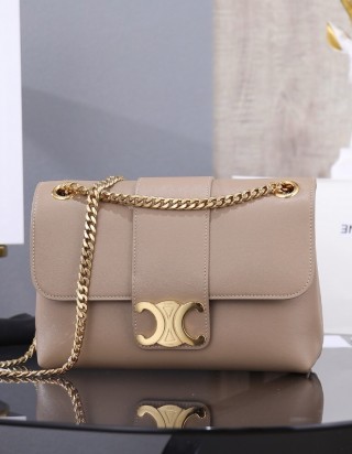 셀린느 미디엄 빅투아르백 서플 카프스킨