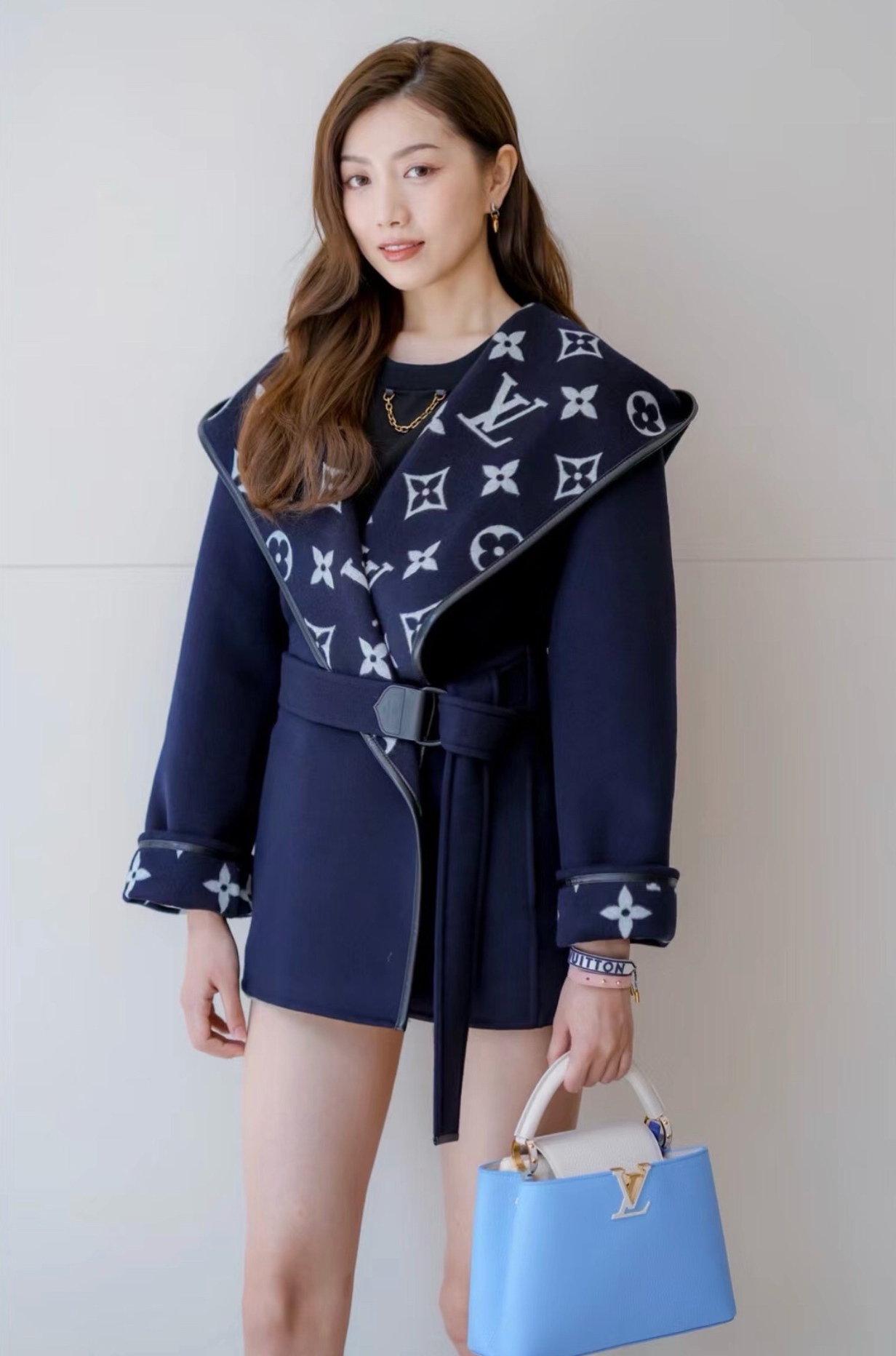 루이비통 로고 더블 브레스티드 코트 네이비