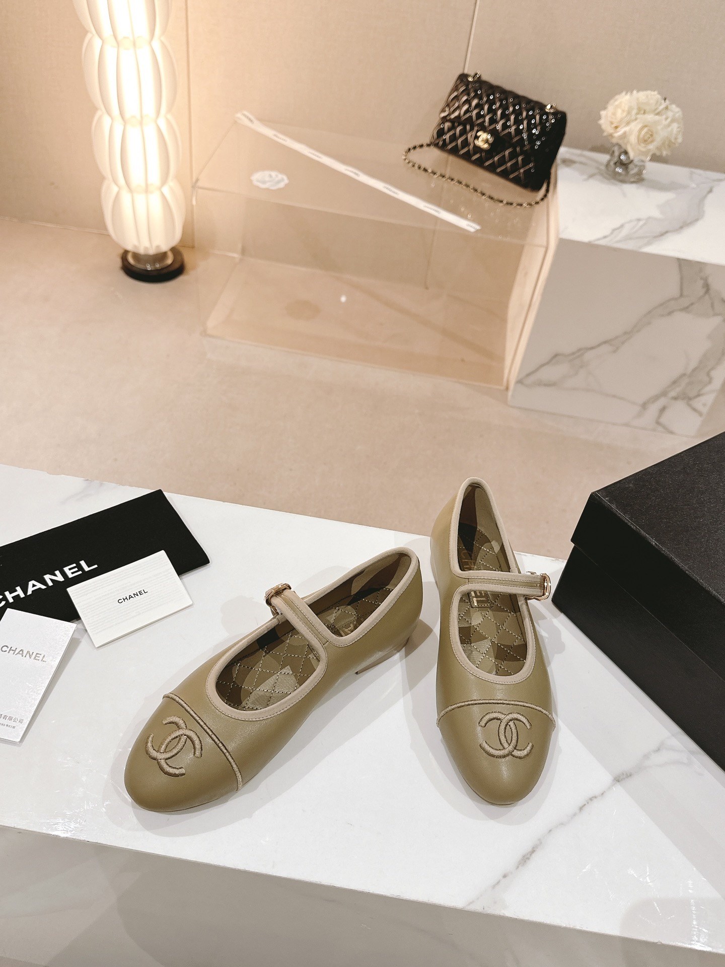 샤넬 발레리나 플랫