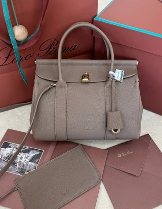 로로피아나 룸백 L25