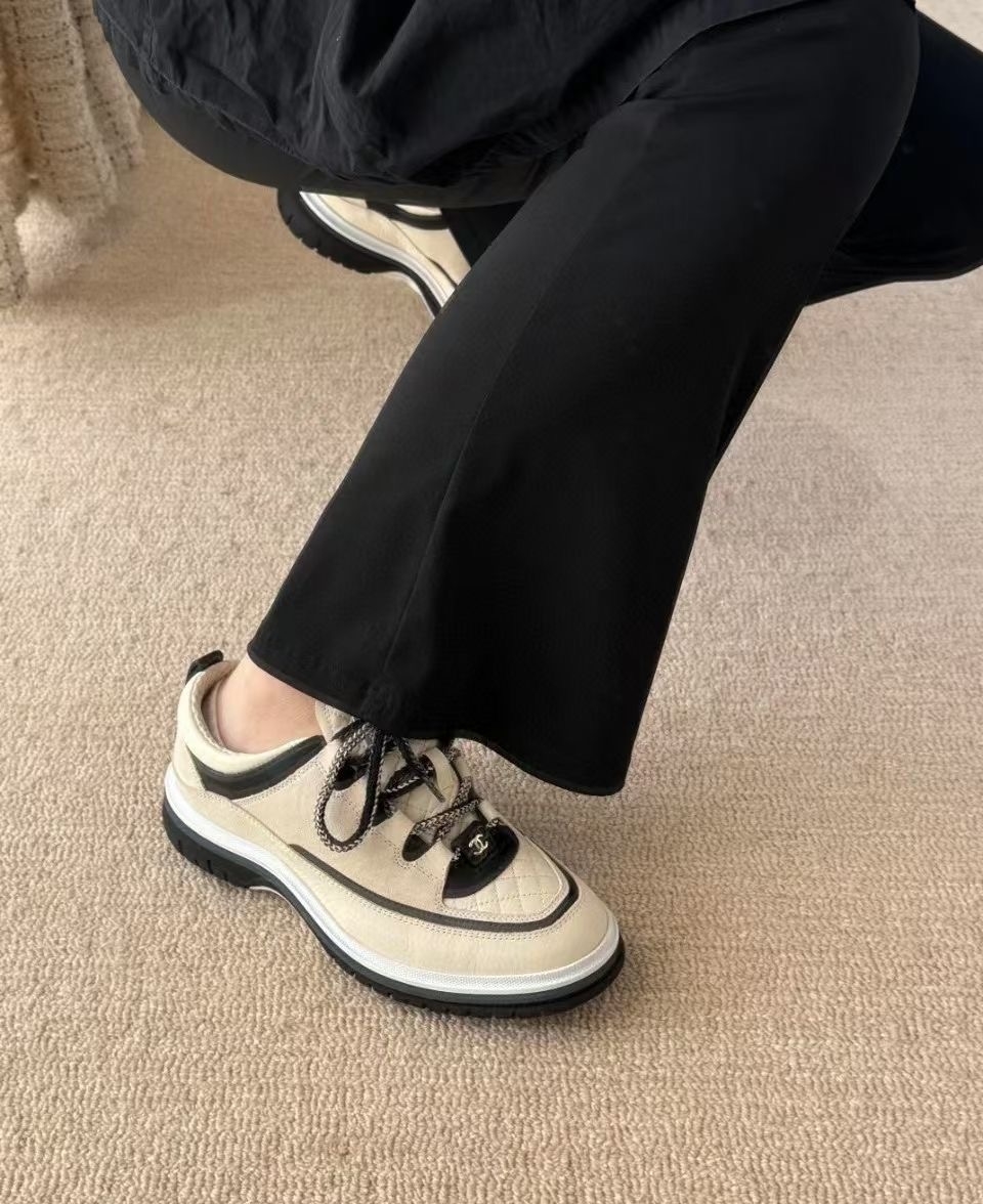 샤넬24c 크루즈 스니커즈