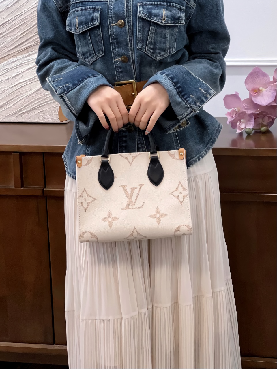 루이비통 온더고 PM 모노그램 듄