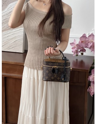 루이비통 베니티 PM