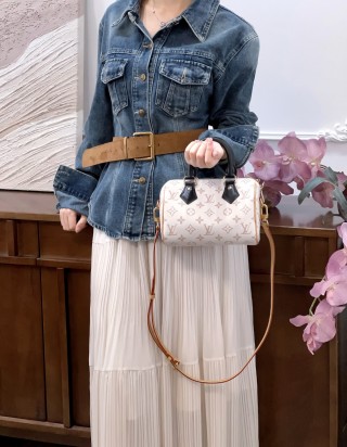 루이비통 스피디 반둘리에 20