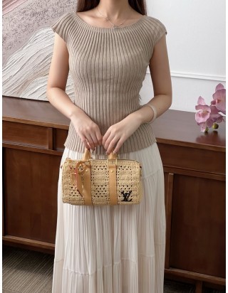 루이비통 키플 반둘리에 25