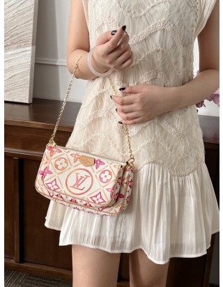 루이비통 멀티 포쉐트 악세수아 핑크