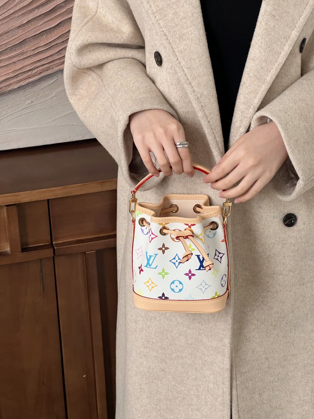 루이비통 X 나노 노에