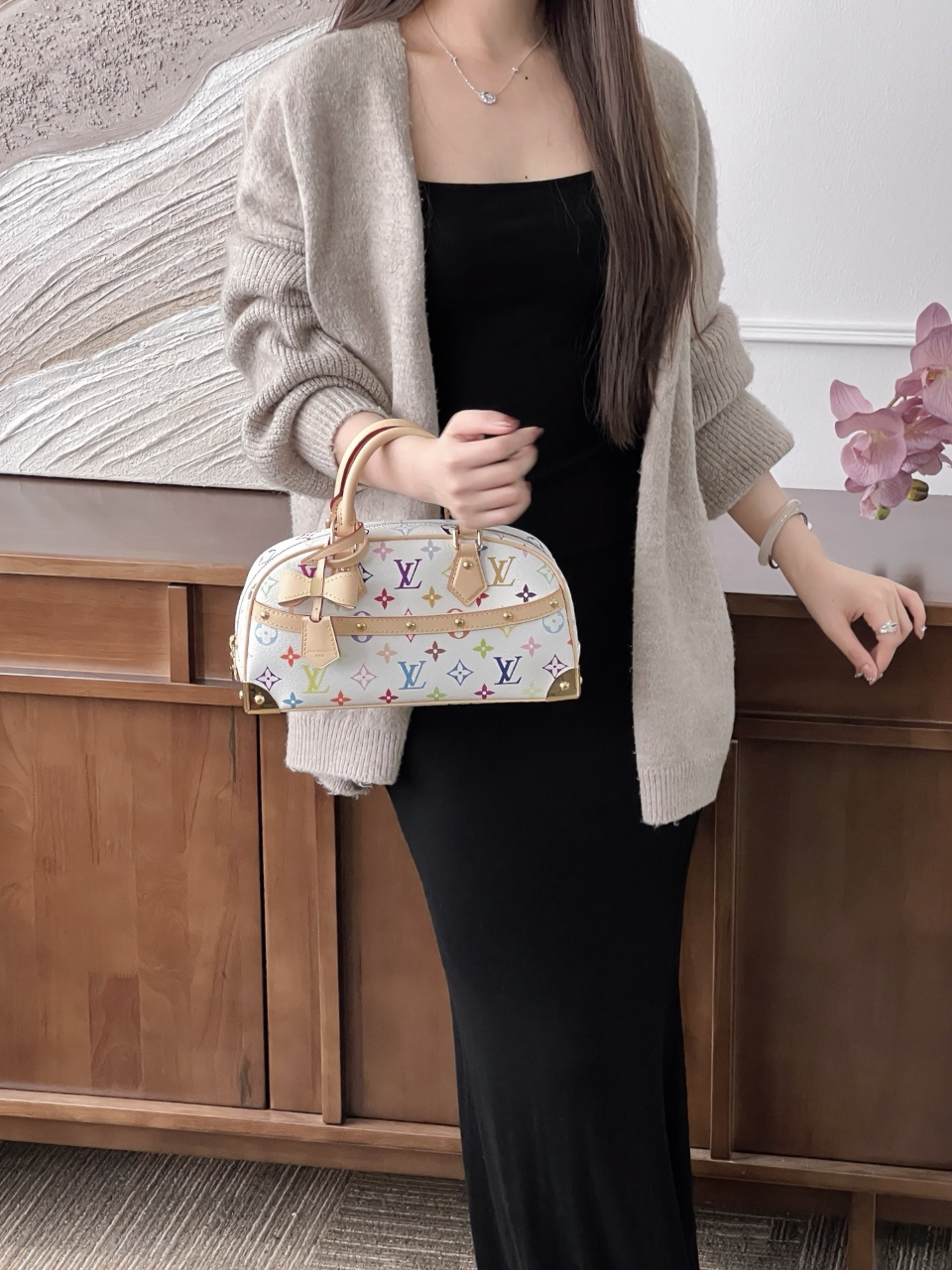 루이비통 X 무라카미 캐시올 이스트 웨스트