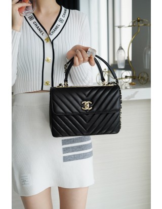 샤넬 트렌디 CC 스몰 탑핸들 플립백