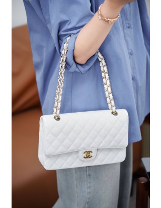 샤넬 클래식 플랩백