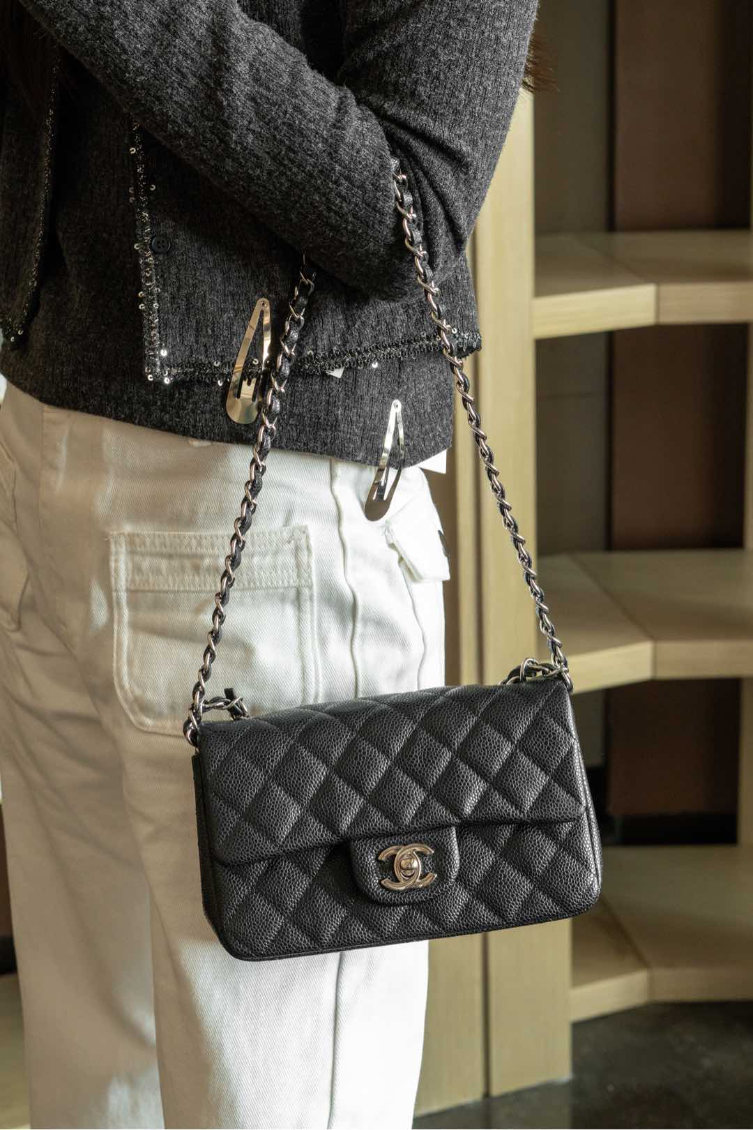 샤넬 클래식 플랩백 미니