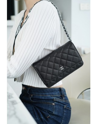 샤넬 클래식 WOC 캐비어 은장