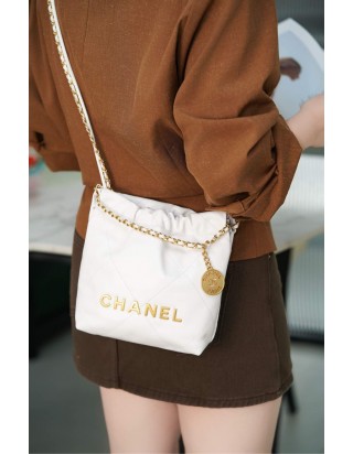 샤넬 23 미니 핸드백 화이트 금장