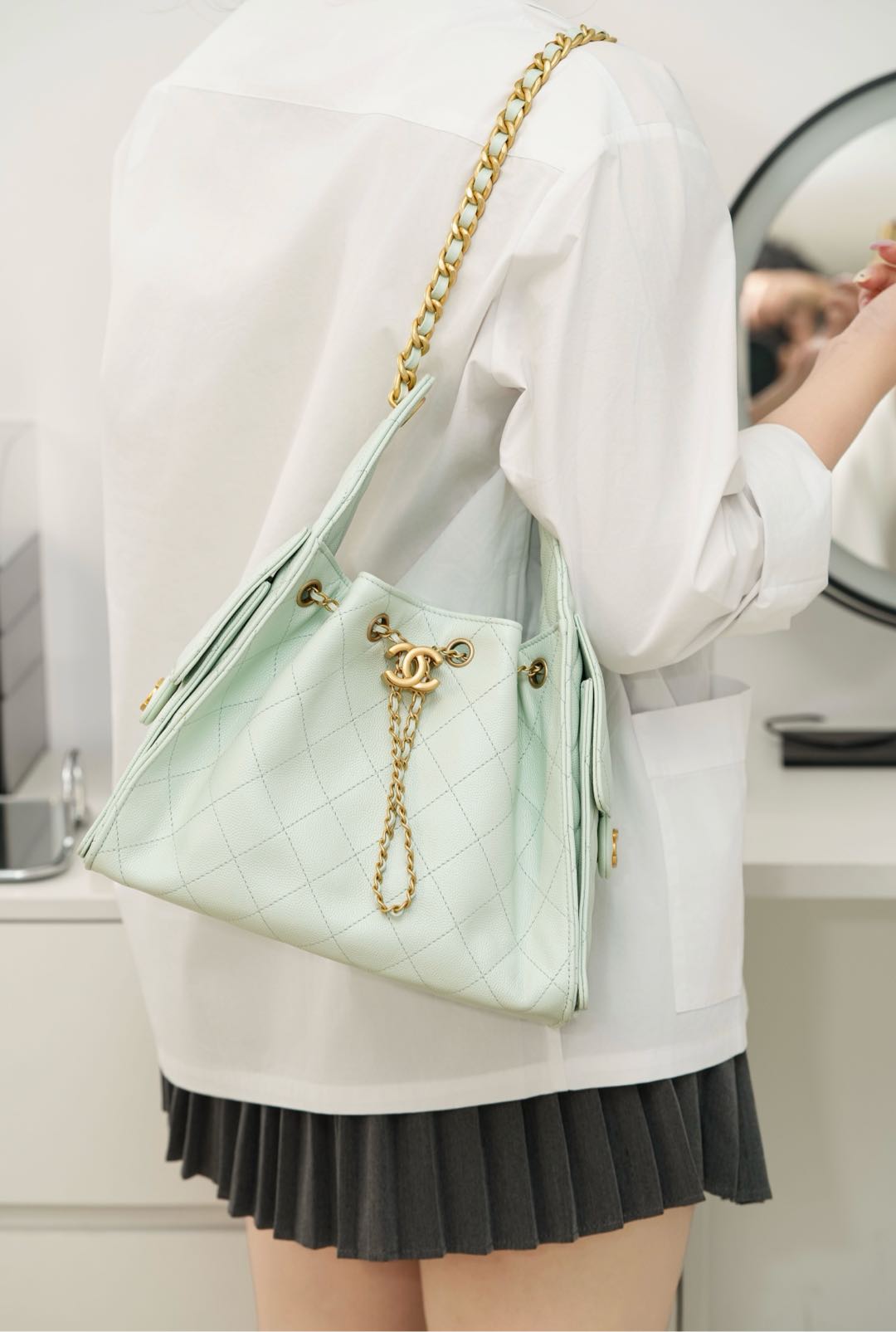 샤넬 25 스몰 호보 백