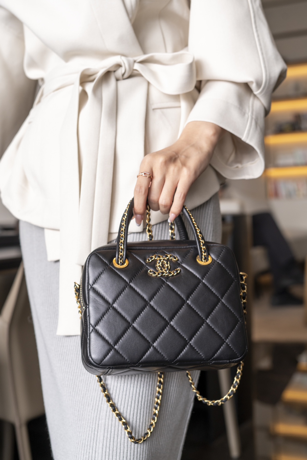 샤넬 크루즈 탑 핸들 체인 미니