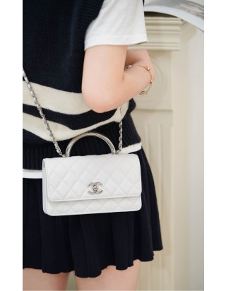 샤넬 탑 핸들 체인 클러치