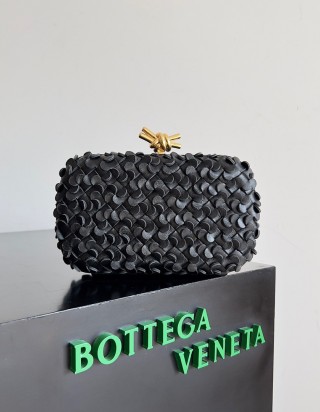 보테가 베네타 위빙 미니 세틴 백
