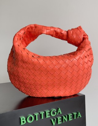 보테가 베네타 조디 백 미디움