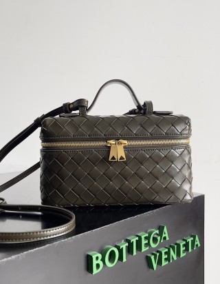 보테가 베네타 뱅뱅 베네티 케이스