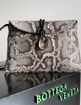 보테가 베네타 리베르타 숄더백 라지