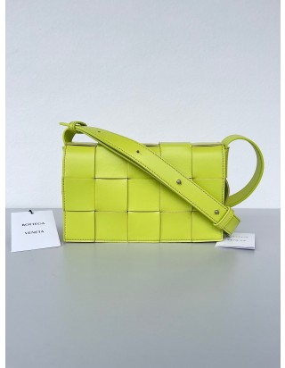 보테가 베네타 카세트 백