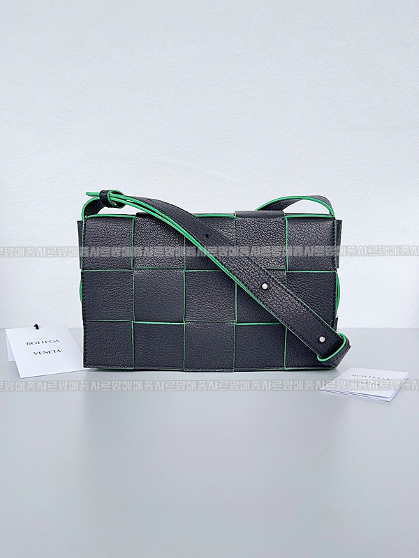 보테가 베네타 카세트 백