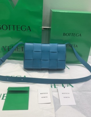 보테가 베네타 카세트 백