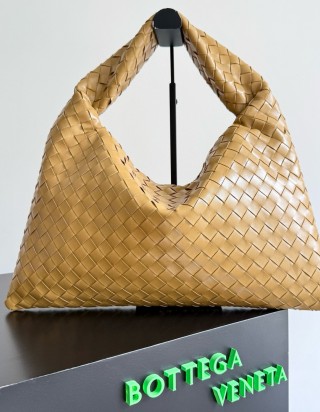 보테가 베네타 미디움 홉