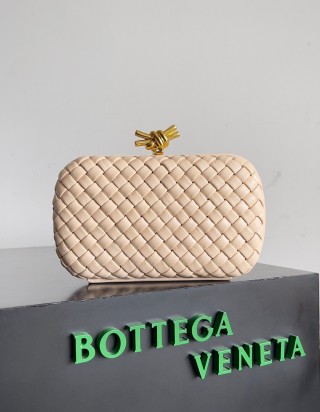 보테가 베네타 놋 백