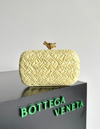 보테가 베네타 놋 백