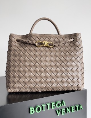 보테가 베네타 안디아모 미디움