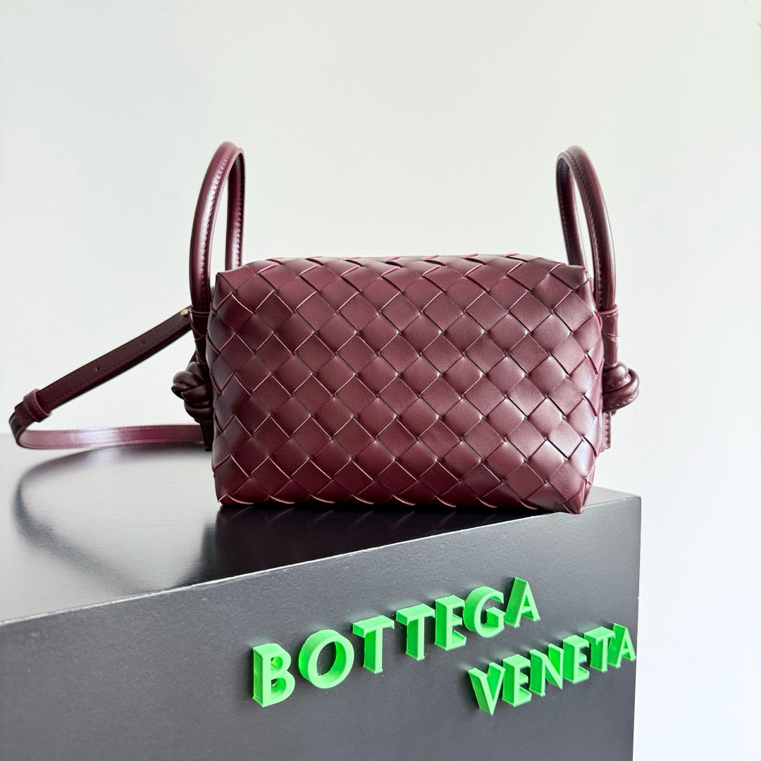 보테가 베네타 탑 핸들 루프 백 스몰