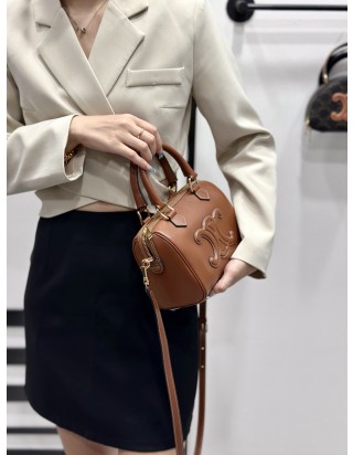 셀린느 퀴르 트리옹프 스몰 보스턴 백