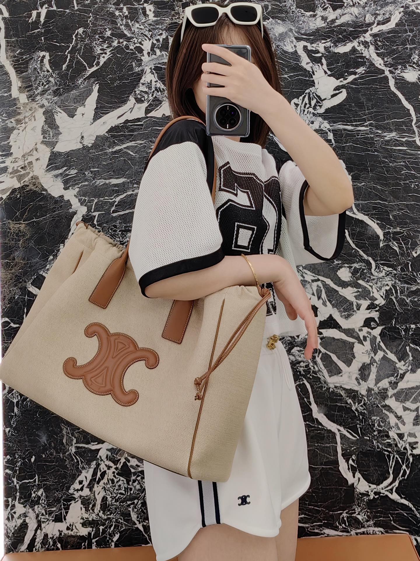 셀린느 카바스 트리옹프 라지