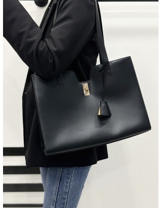 셀린느 카바스 16