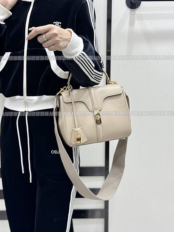 셀린느 스몰 16 백