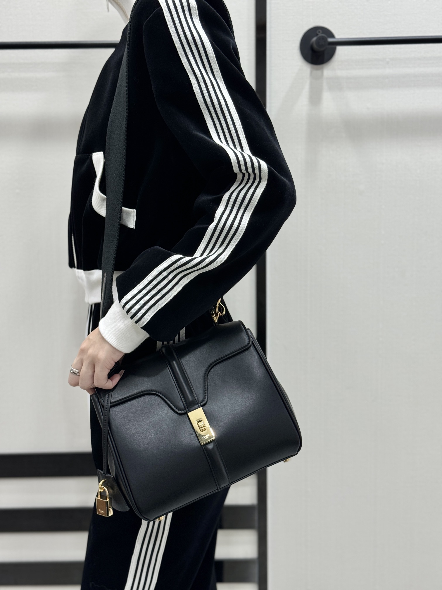 셀린느 스몰 16 백