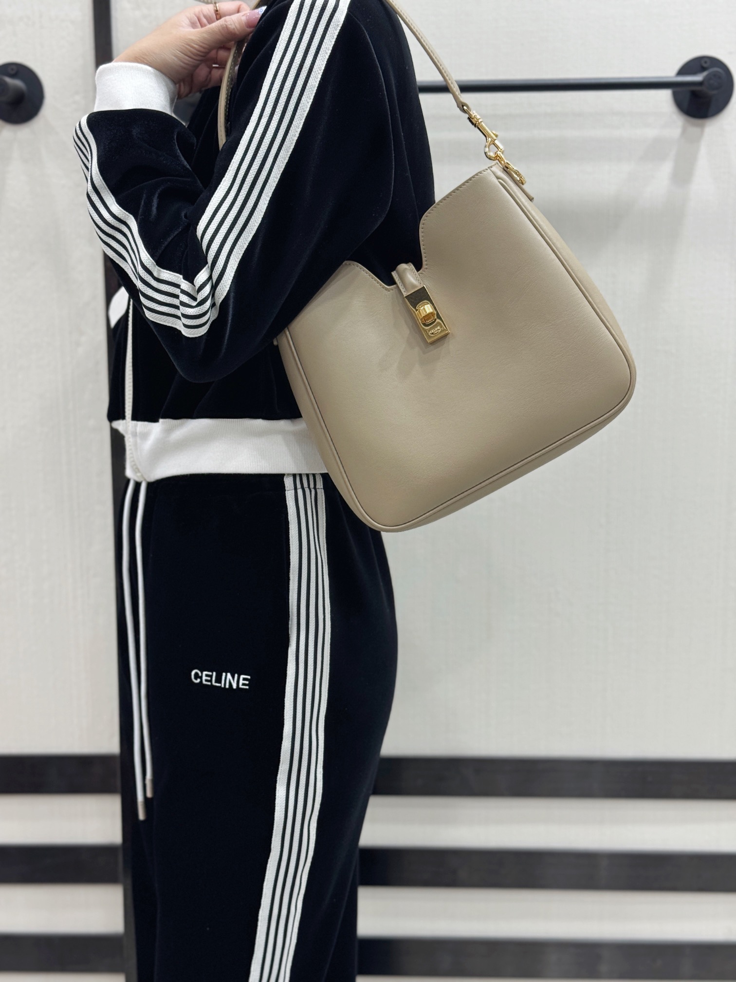 셀린느 까미르 16 소프트 스몰