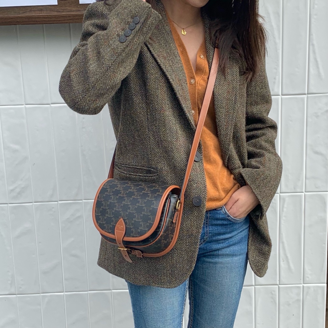 셀린느 폴코 트리옹프 캔버스 메신저 백