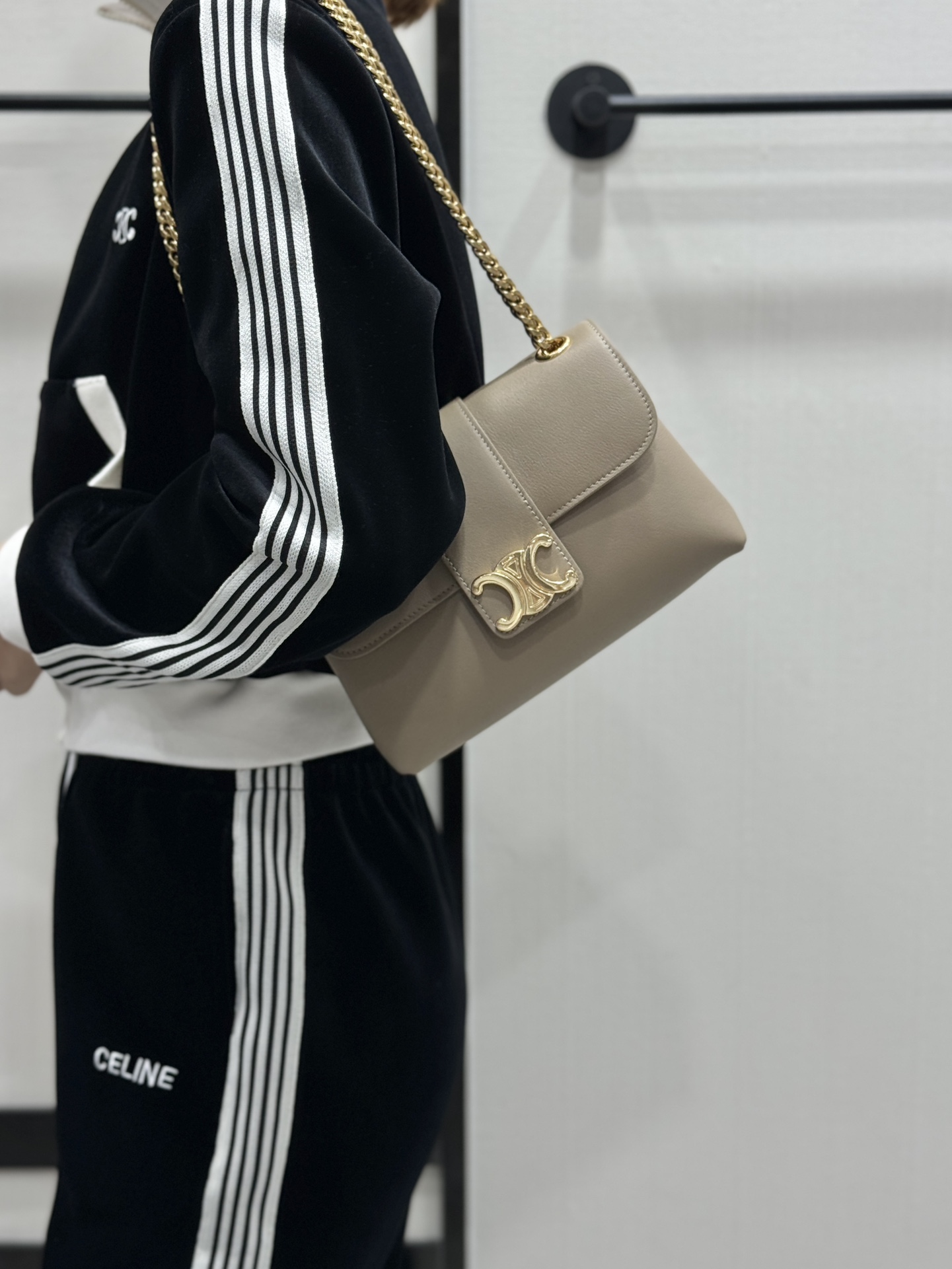 셀린느 빅투아르 백 미디움