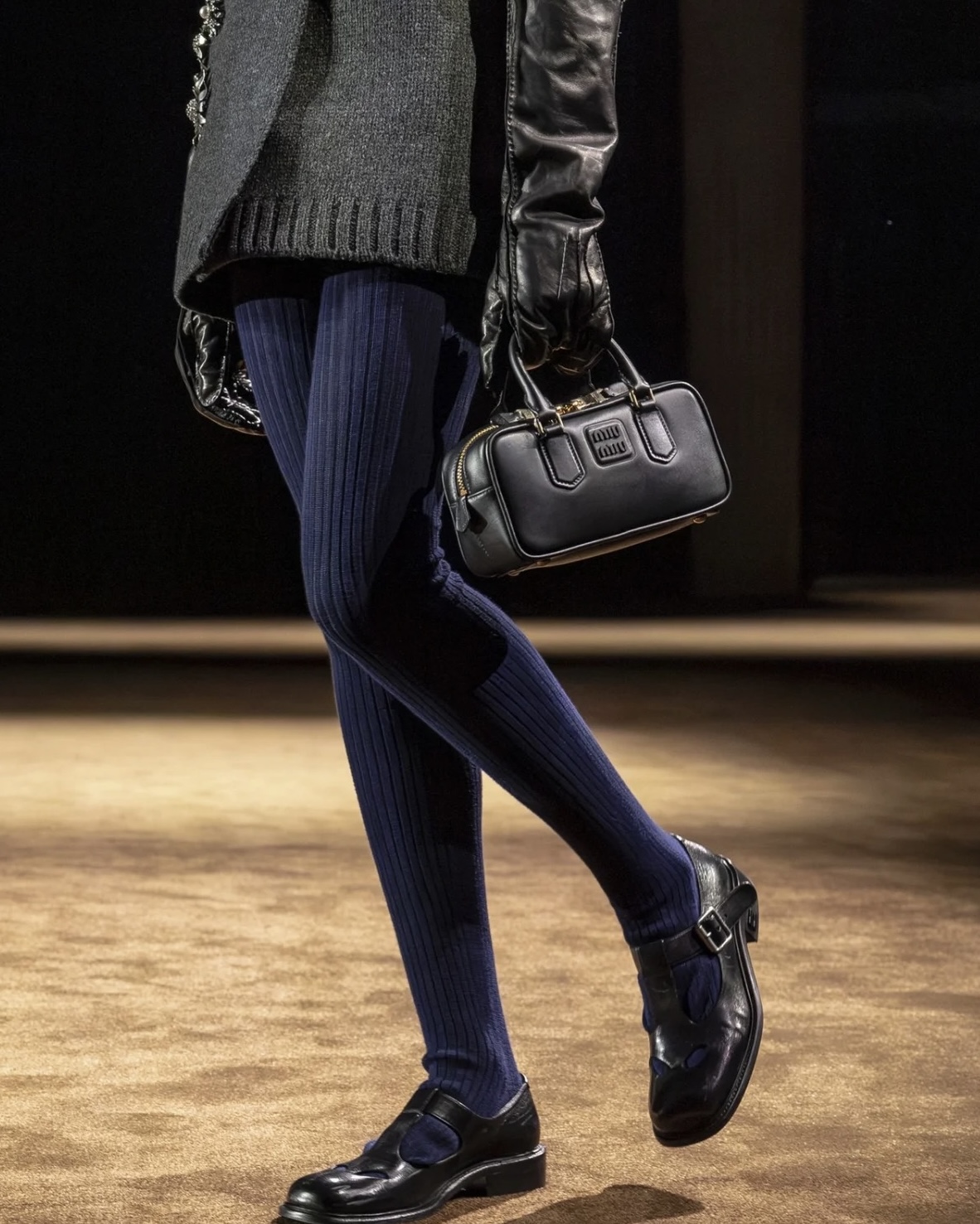 미우미우 아르카디 백 스몰