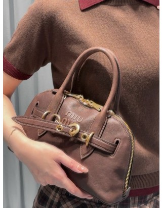 미우미우 아방뛰르 토트백 스몰