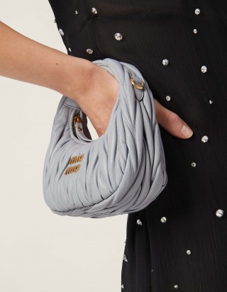 미우미우 완더 마테라세 나파 가죽 호보백 미니