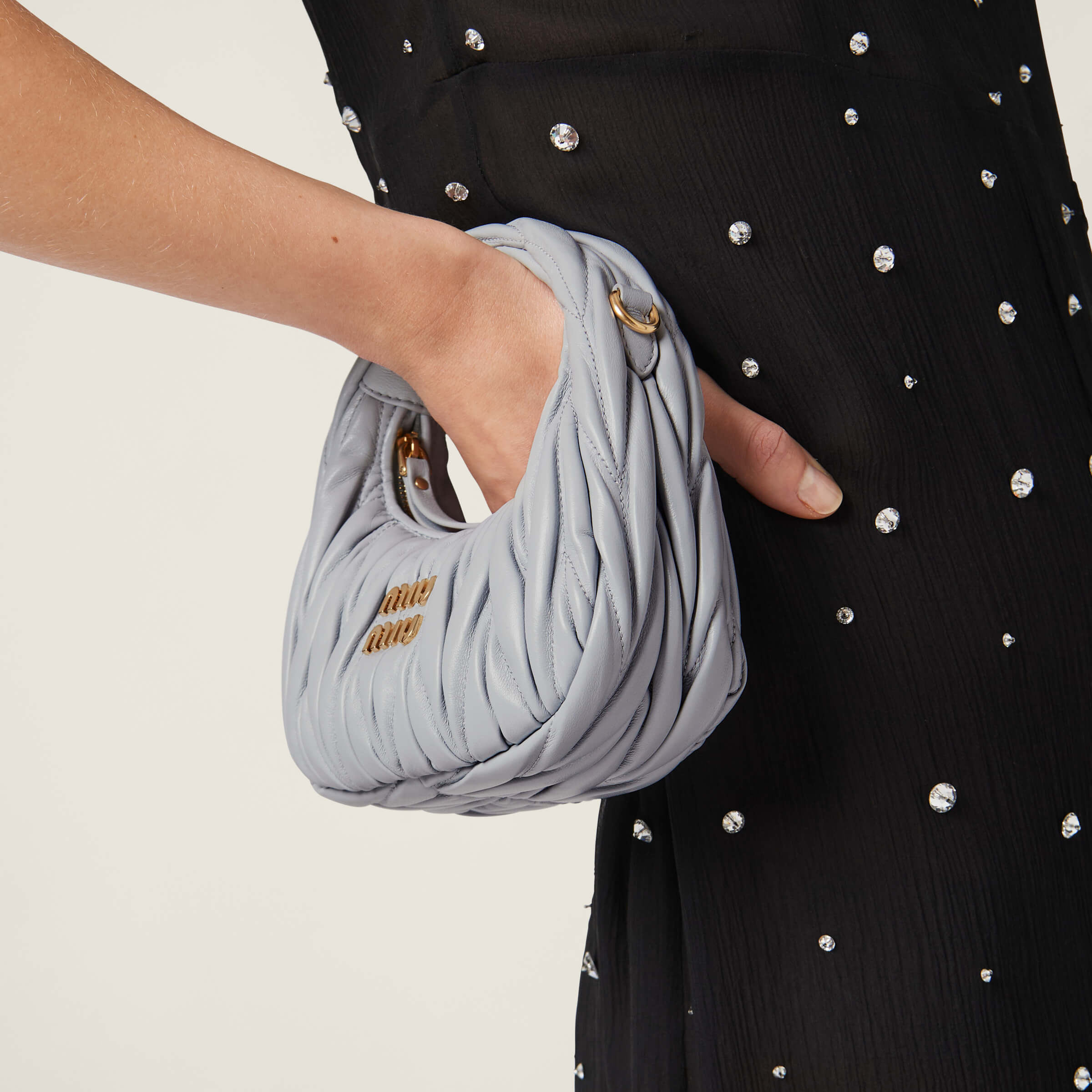 미우미우 완더 마테라세 나파 가죽 호보백 미니