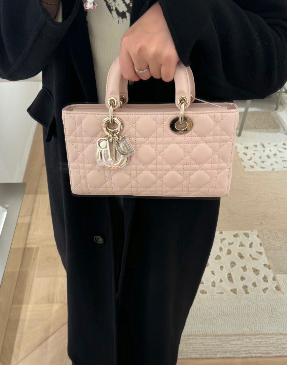 디올 레이디 디 조이 미디움 백