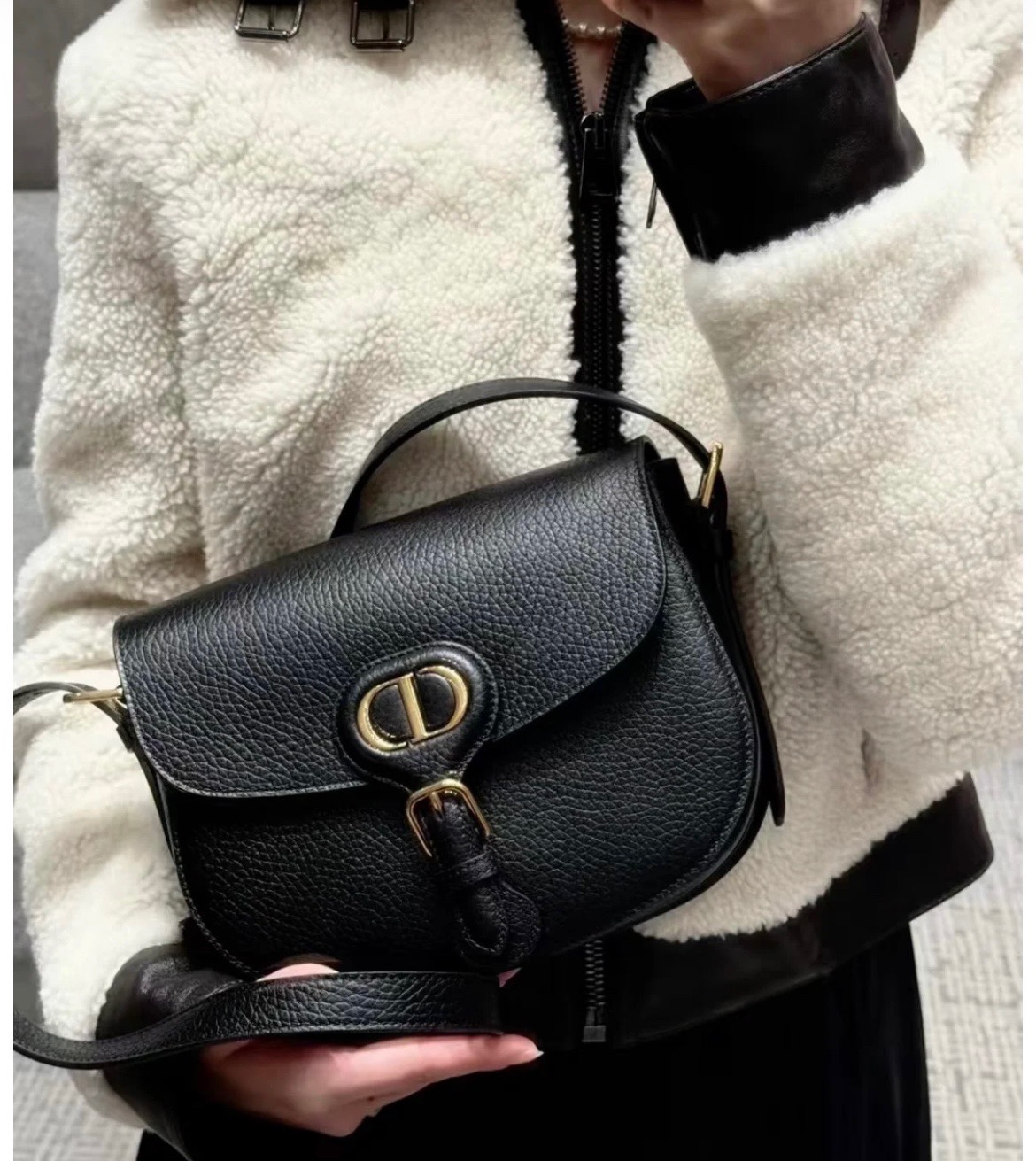 디올 바비백 미디움